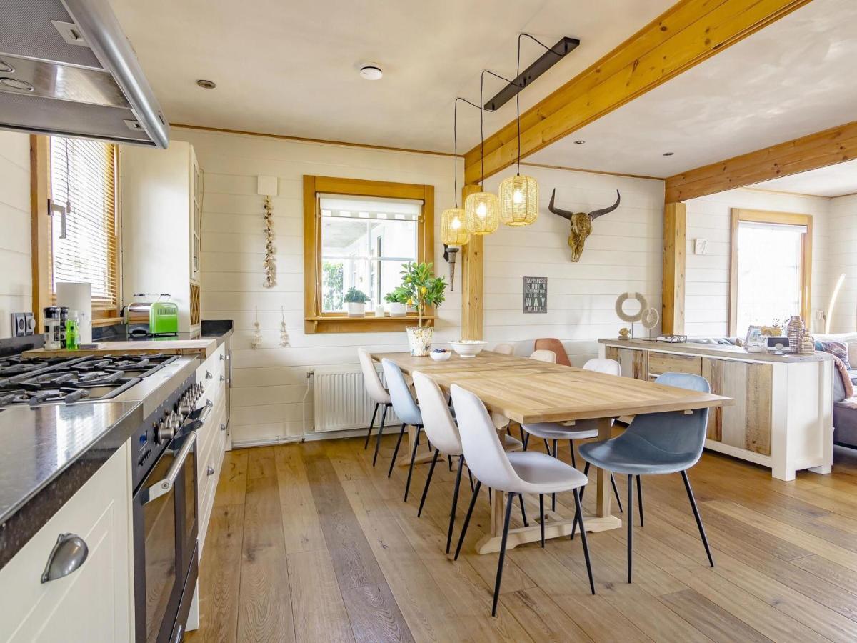 Beautiful Holiday Home With Private Terrace Kropswolde Exterior photo