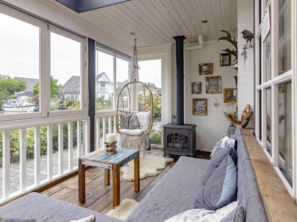 Beautiful Holiday Home With Private Terrace Kropswolde Exterior photo
